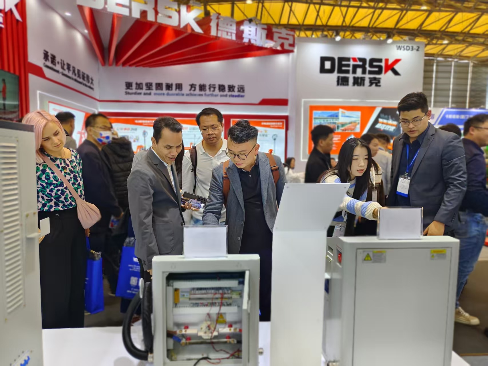 微信图片_20251030145729_91_8 微信图片_20251030145729_91_8