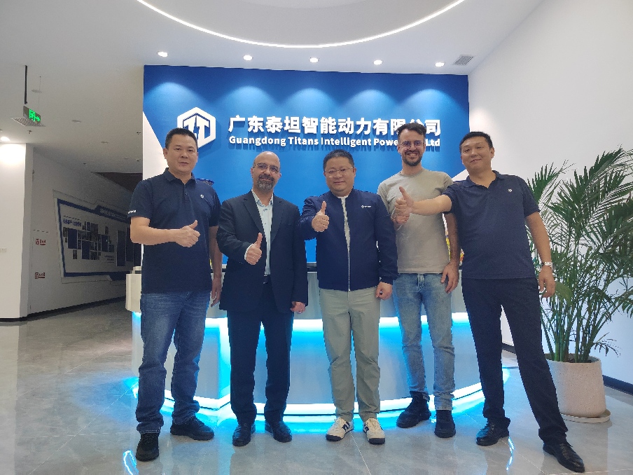 755efaf1f750179d0463e70d5eb8feee(1)